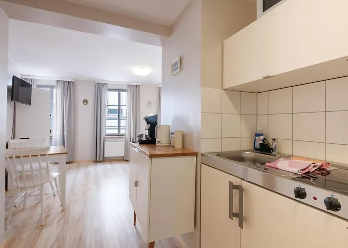 Boutique Charme Kueferstr 4-6 * Баден-Баден